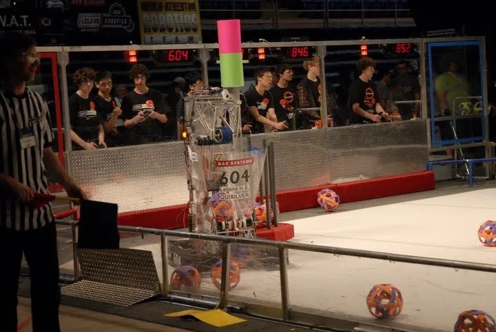 Team 604's 2009 robot